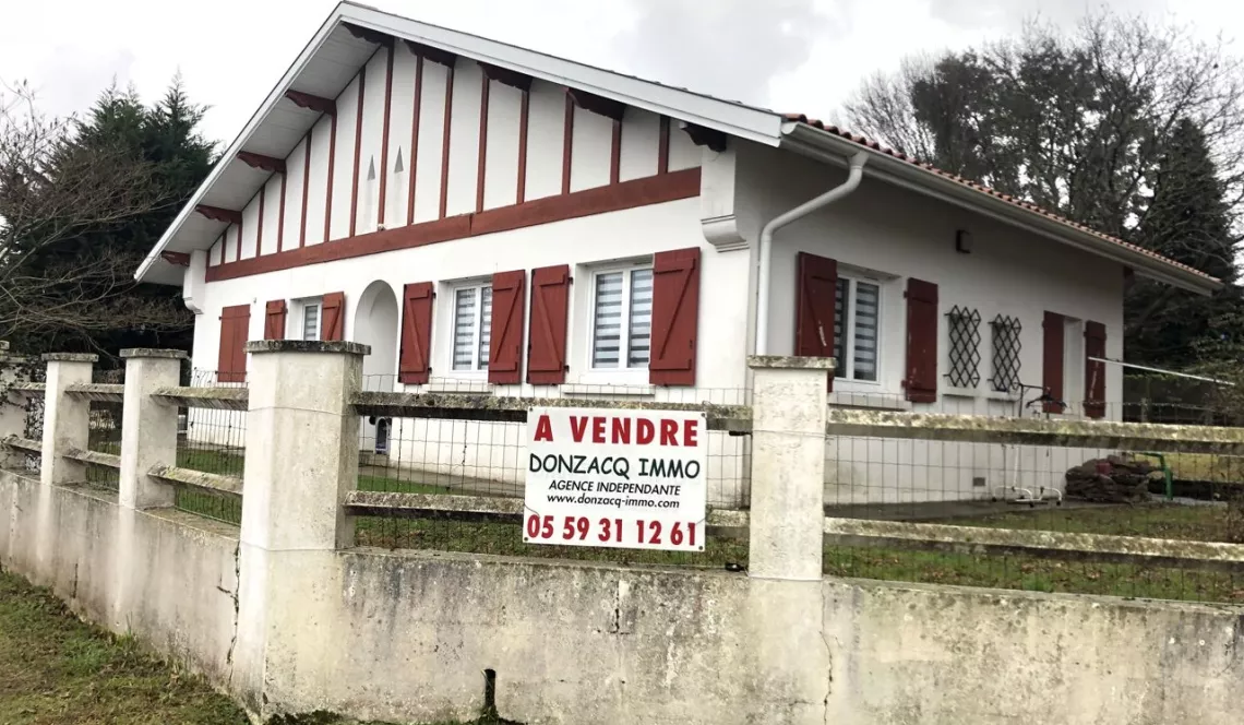 RARE à Cambo les Bains côté ARNAGA - Villa de 90 m² H et ses 4 chambres sur 972 m² de terrain