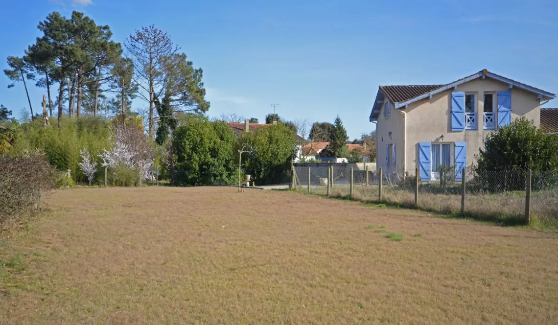 Labenne Exclusivité - Maison mitoyenne de 105 m² H et ses 3 chambres sur 820 m² de terrain