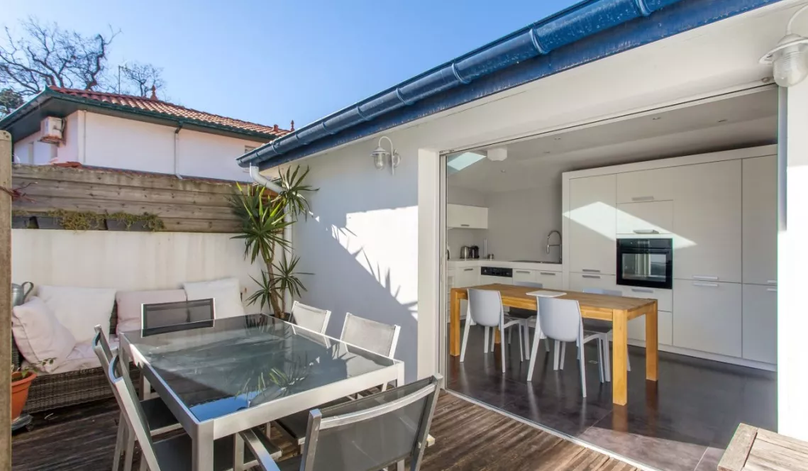 RARE à Anglet 5 Cantons - Villa de 66 m² habitable rénovée, 2 chambres + terrasse