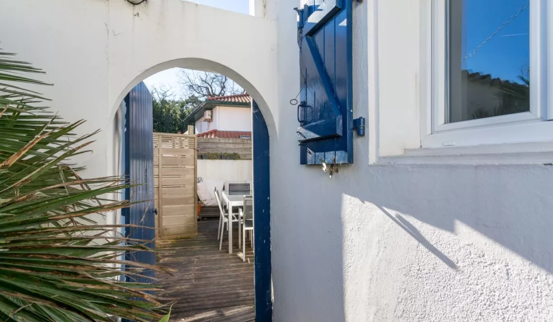 RARE à Anglet 5 Cantons - Villa de 66 m² habitable rénovée, 2 chambres + terrasse