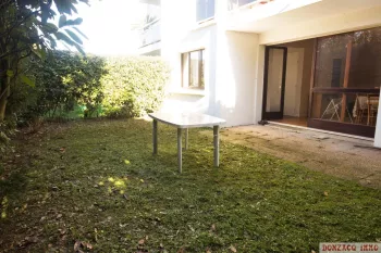 Anglet proche 5 Cantons - Type 2 de 44 m² habitable avec petit jardin privatif + cave + parking