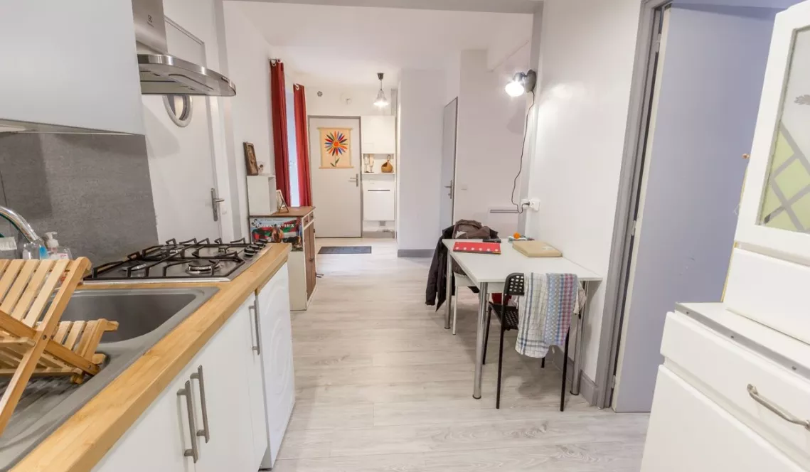 Exclusivité à Bayonne centre ville à pied - Type 3 rénové avec goût de 45 m² habitable