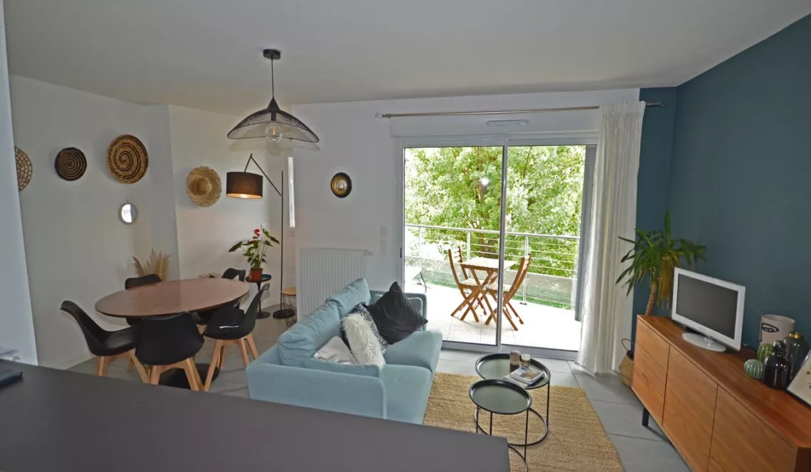 Anglet centre - Type 3 dans petite résidence de 2016 de 64 m² H + terrasse+ poss garage en +