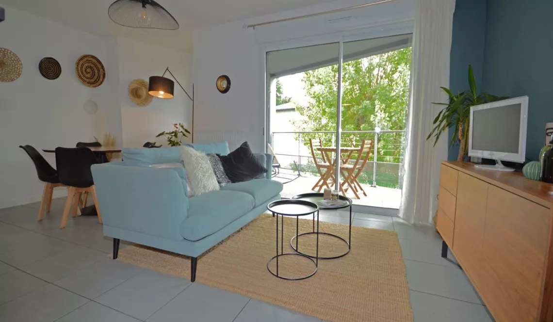 Anglet centre - Type 3 dans petite résidence de 2016 de 64 m² H + terrasse+ poss garage en +