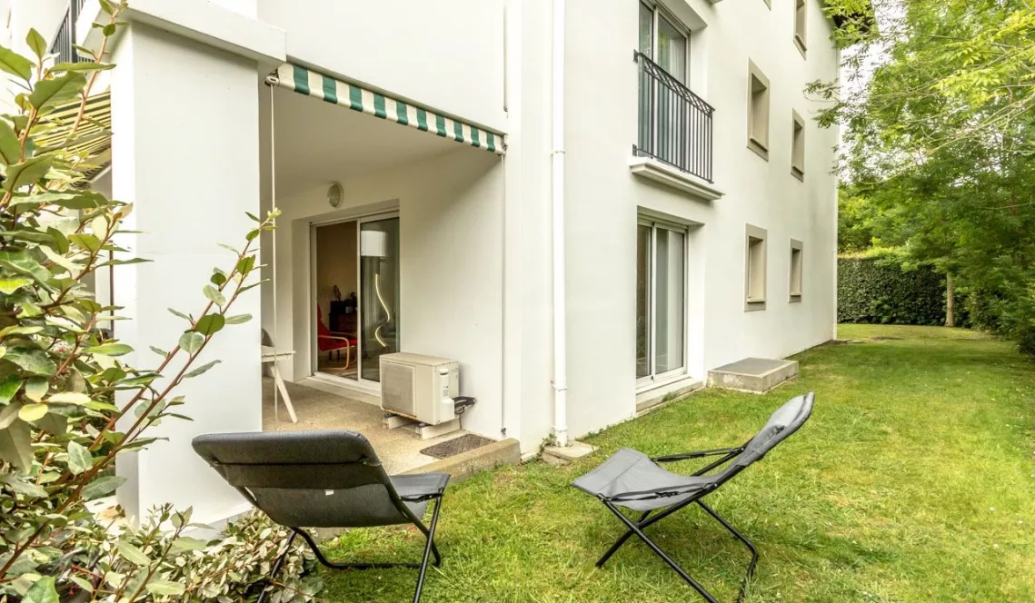 Bayonne limite St Pierre d’Irube - T4 de 91 m² habitable avec terrasse et parking en sous sol.