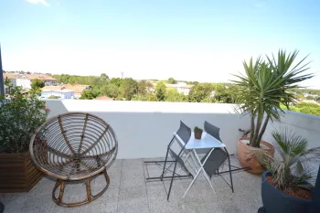 Anglet 5 mn des plages - Vue imprenable pour ce type 3 de 64 m² H de 2017 + terrasse + 2 parkings