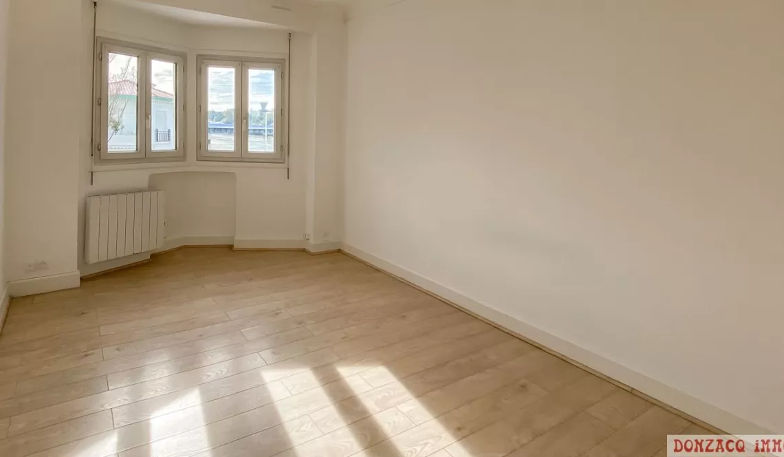 Bayonne St Esprit, dans petite copropriété - T2 de 47 m² habitable avec vue Adour !