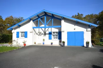 St Laurent de Gosse - Villa de plain-pied de 106 m² habitable, 3 chambres sur 1381 m² de terrain