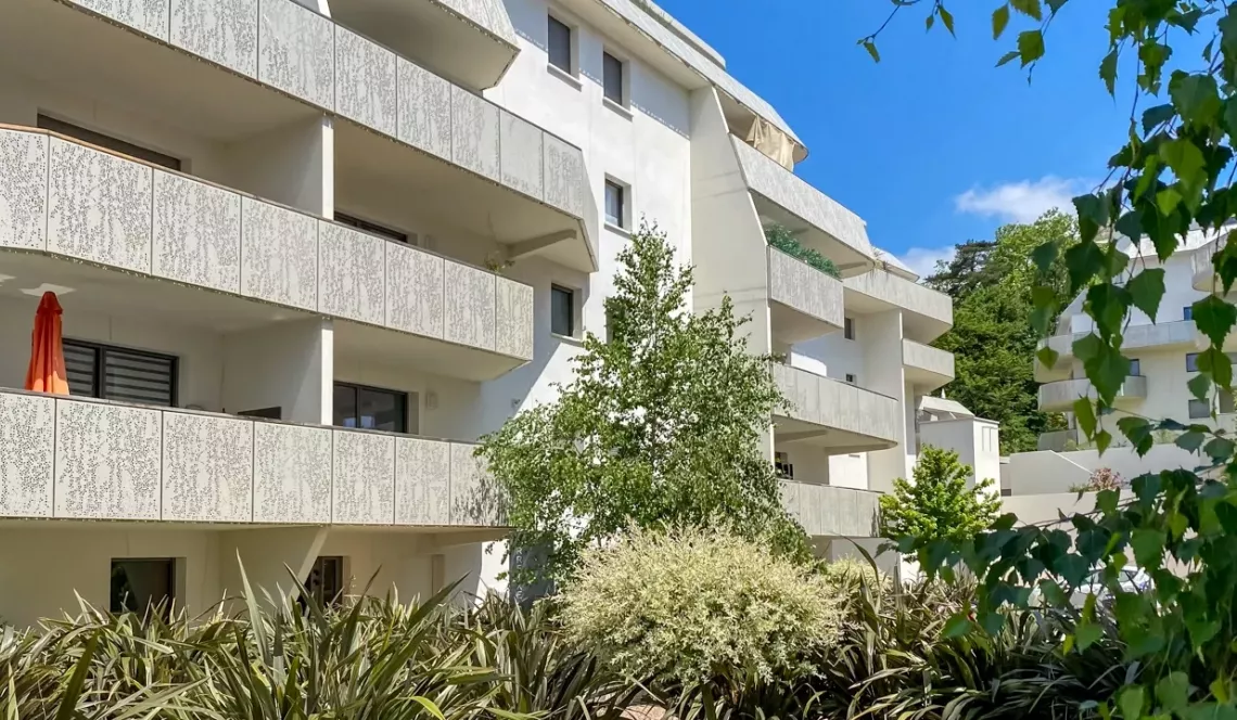 Bayonne St Esprit - Dans résidence de 2019, type 3 de 64 m² H, terrasse de 40 m² + parking