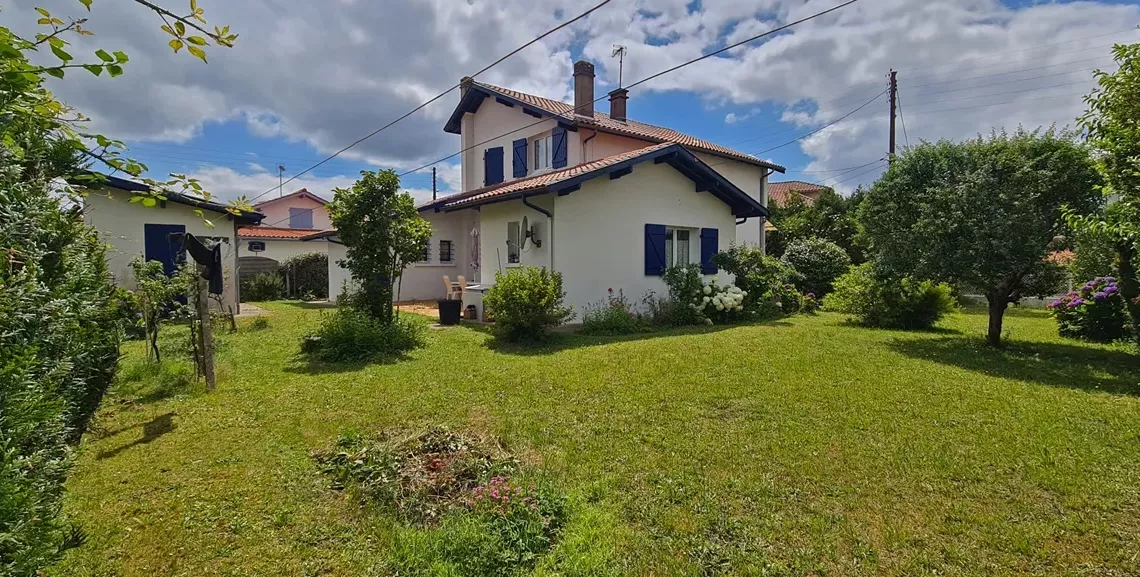 St Vincent de Tyrosse - Maison de 126 m² H, 4 chambres sur 620 m² de terrain + garage