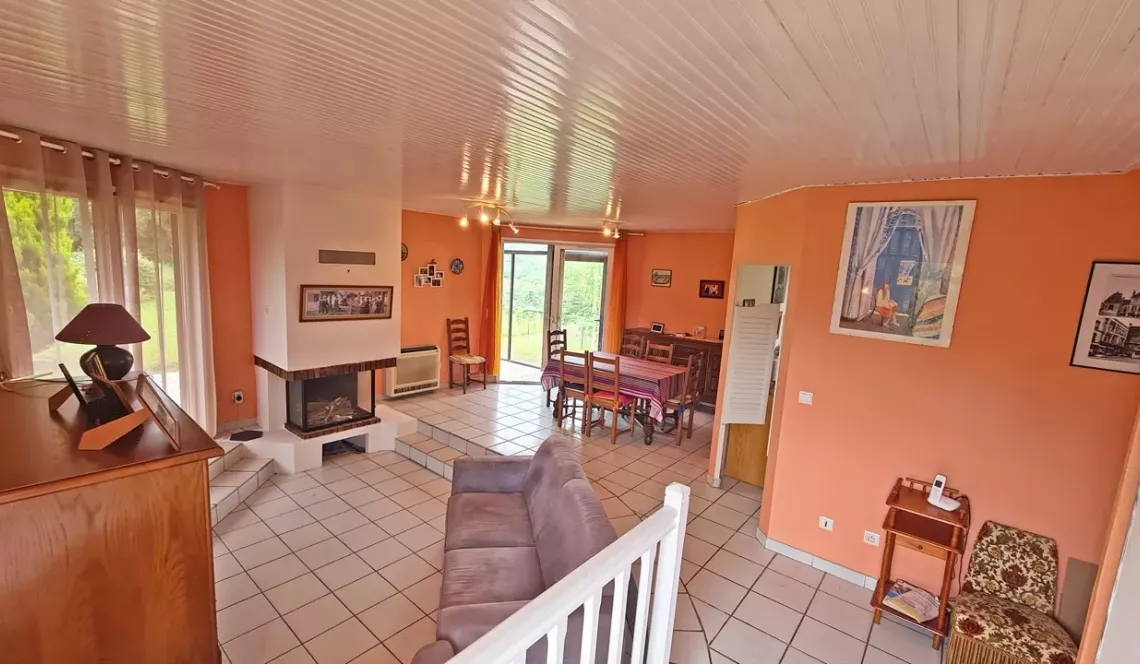 Briscous - Plain-pied de 90 m² H, 3 chambres, garage et atelier sur 720 m² de terrain