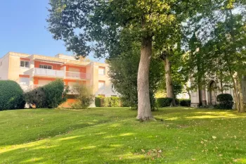 Bayonne Laharie - Type 3 de 71 m² habitable en parfait état + terrasse + cave + parking extérieur