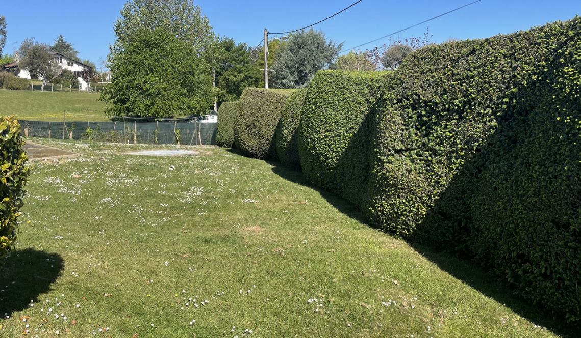 Anglet le Sutar - Proche futurs commerces, parcelle plate à bâtir de 505 m², viabilisation en bordure 