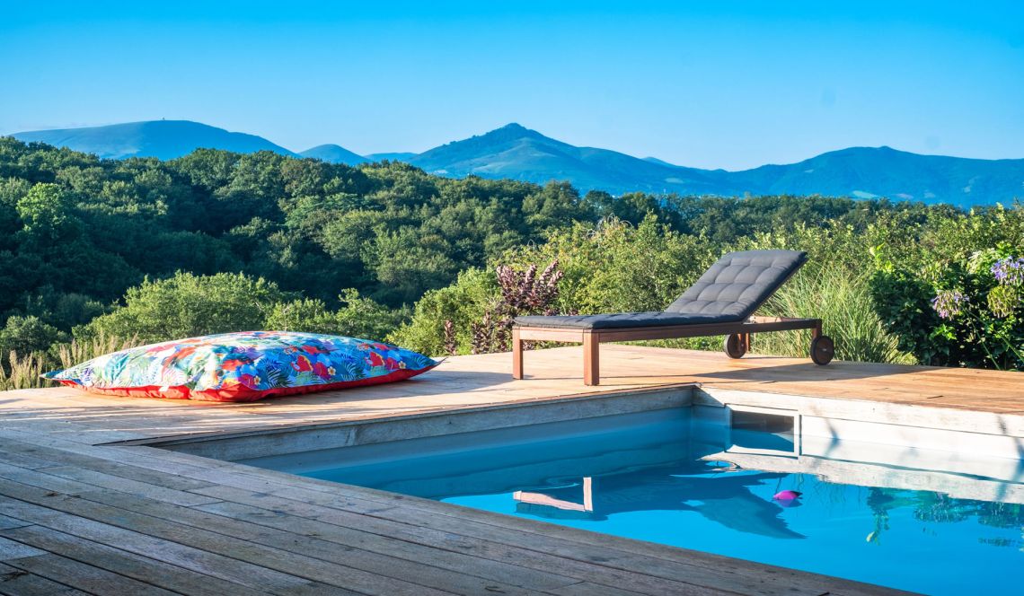 15 minutes de Biarritz - Villa néo-basque de 2011 de 170 m² H avec piscine et vue à 360 degré sur montagnes