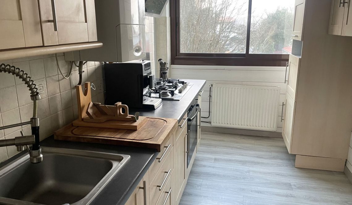 Anglet Hardoy/Tivoli - F5 de 92 m² habitable en parfait état, 4 chambres + terrasse + balcons avec vue sur parc