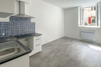 Bayonne La Gare - Type 2 bis de 39 m² habitable en parfait état