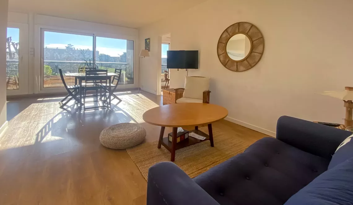 Biarritz 1 km des plages et centre ville - Type 4 de 90 m² habitable + balcon sud échappée mer + cave + 2 parkings