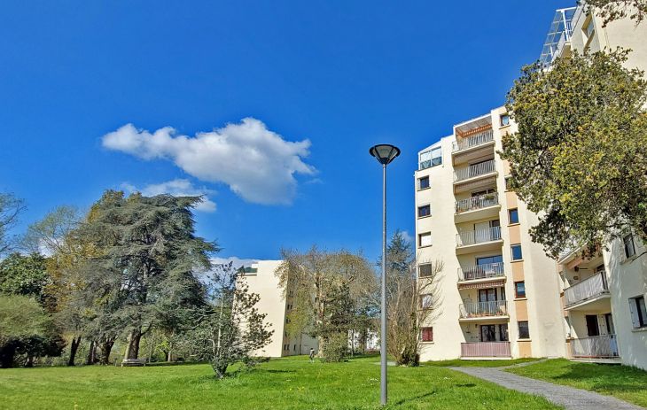 St Pierre d’Irube la Quiéta - Vue dégagée et imprenable sur les Pyrénées pour ce type 4 de 96 m² habitable à rénover