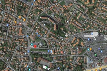 RARE à Anglet place du Quintaou - Villa mitoyenne de 1998 de 92 m² H, 3 chambres, pièce de vie de 28 m² sur jardin de 50 m², parking + garage fermé