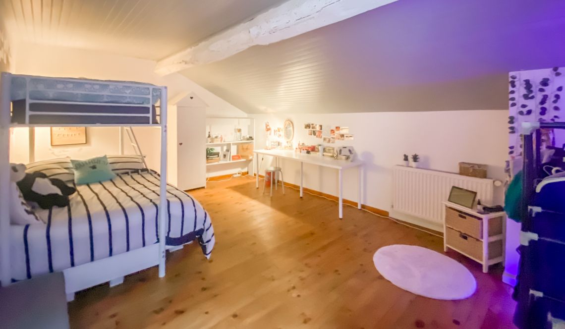 Tarnos plage de la Digue - Maison mitoyenne de 116 m² habitable, 3 chambres sur 368 m² + garage