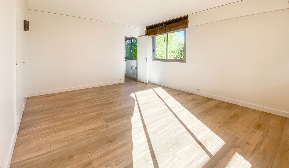Bayonne Beyris Le Flore - Type 2 de 48 m² habitable + terrasse + cave + parking extérieur