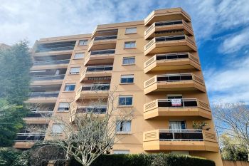 Bayonne Beyris Le Flore - Type 2 de 48 m² habitable + terrasse + cave + parking extérieur