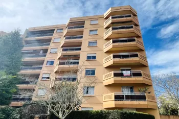 Bayonne Beyris Le Flore - Type 2 de 48 m² habitable + terrasse + cave + parking extérieur