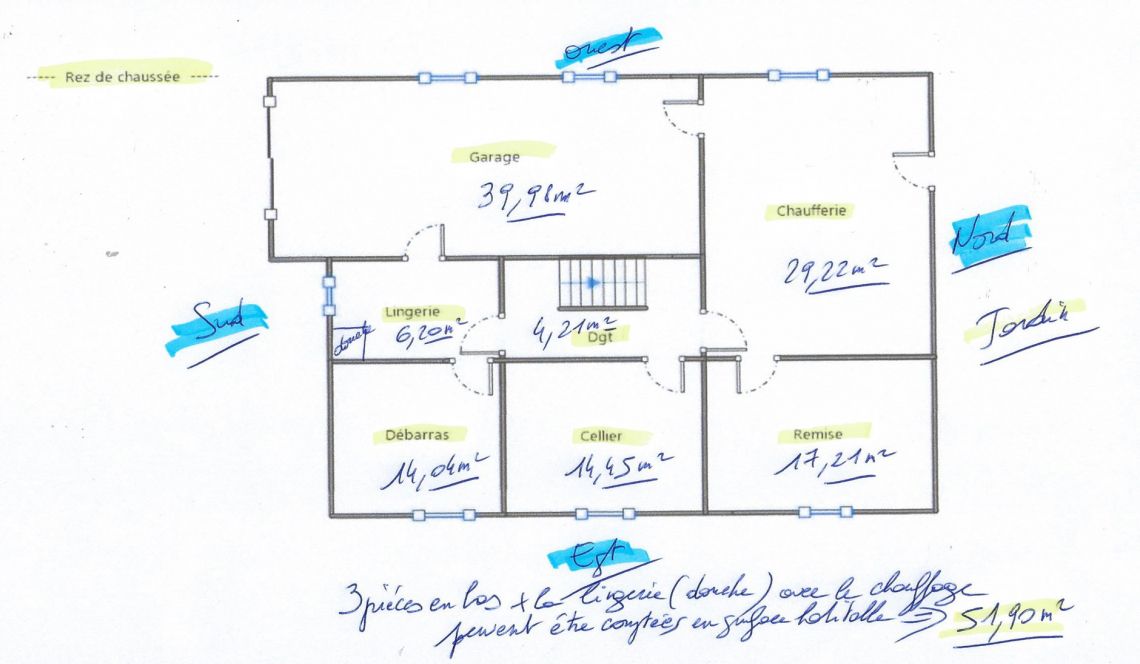 Arcangues le Chapelet/limite Biarritz - Belle maison traditionnele de 125 m² à l’étage + 50 m² en rez de jardin à aménager sur parcelle plate de 1019 m² 