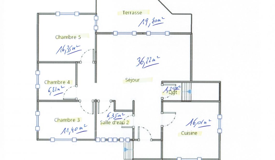 Anglet Montbrun - Belle et grande maison lumineuse de 165 m² H sur deux niveaux sur 547 m² de terrain