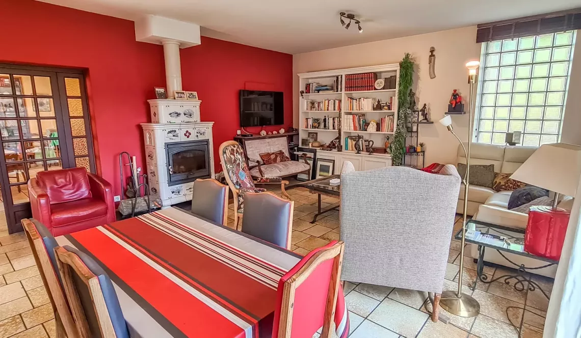 15 minutes de Bayonne sur la hauteur - Maison d’architecte type 5/6 de 133 m² habitable, 4 chambres sur parcelle de 1365 m²