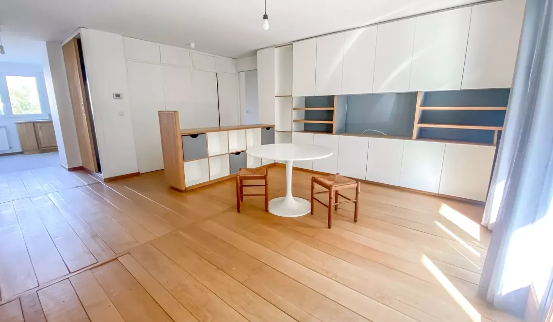 Anglet limite Bayonne  - Le nez dans la forêt et au calme pour ce T4 rénové de 83 m² habitable + balcon + cave + garage de 20 m²