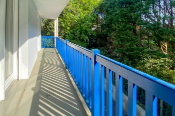 Anglet limite Bayonne  - Le nez dans la forêt et au calme pour ce T4 rénové de 83 m² habitable + balcon + cave + garage de 20 m²