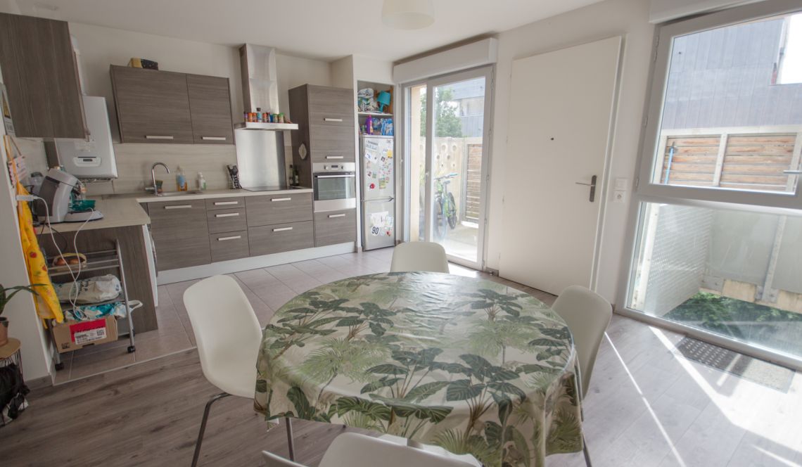 Bayonne Allées Marines - Type 3 de 63 m² habitable dans résidence de 2015, belle pièce de vie de 35 m² + terrasse