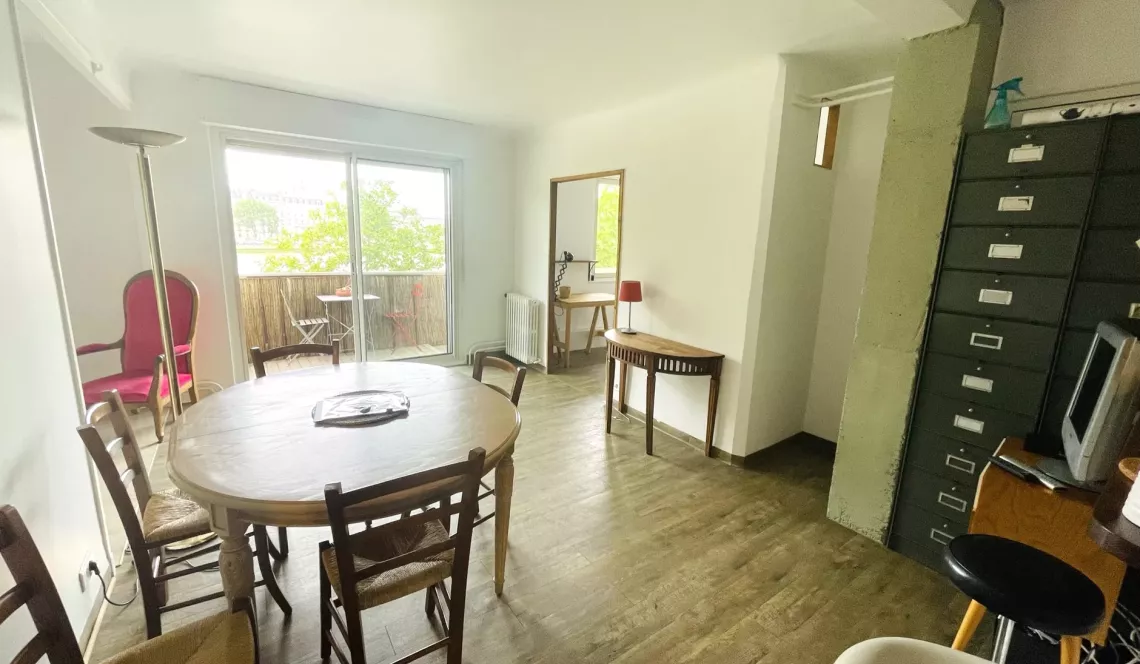 Rare à Bayonne St Esprit - Vue époustouflante pour ce beau type 4 de 74 m² habitable en très bon état général, cuisine équipée, 3 chambres, balcon tout en long