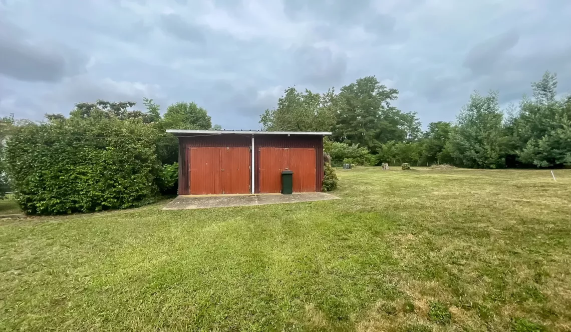 RARE à Anglet rue de Lamouly - Terrain à bâtir plat d’une surface de 500 m², prévoir viabilisation + branchement tout à l’égout