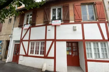 Bayonne à deux pas de la Gare - Duplex de 68 m² habitable entièrement rénové en 2022 plein sud au 1er et dernier étage