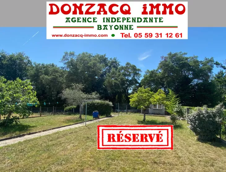 Tarnos au calme, côté de la plage - Terrain à bâtir plat de 460 m² avec viabilisation en bordure pour un projet sympa!