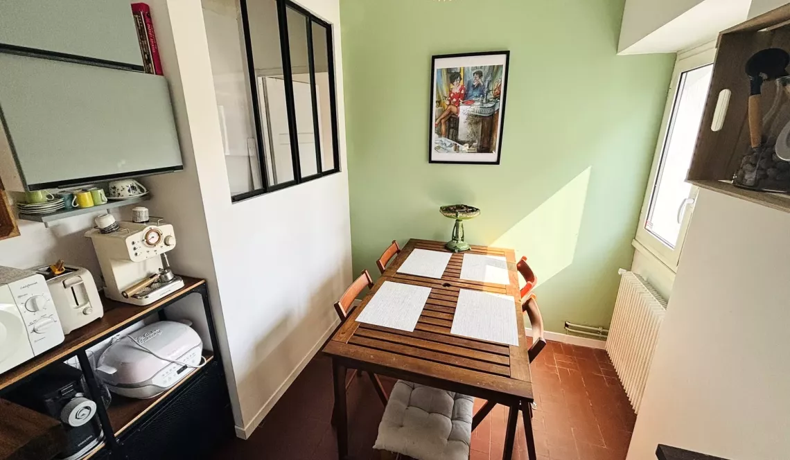 Anglet El Hogar - Adorable maison de ville de plain-pied de 120 m² habitable, 4 chambres + 1 bureau, séjour de 32 m² sur agréable parcelle de 312 m² avec garage