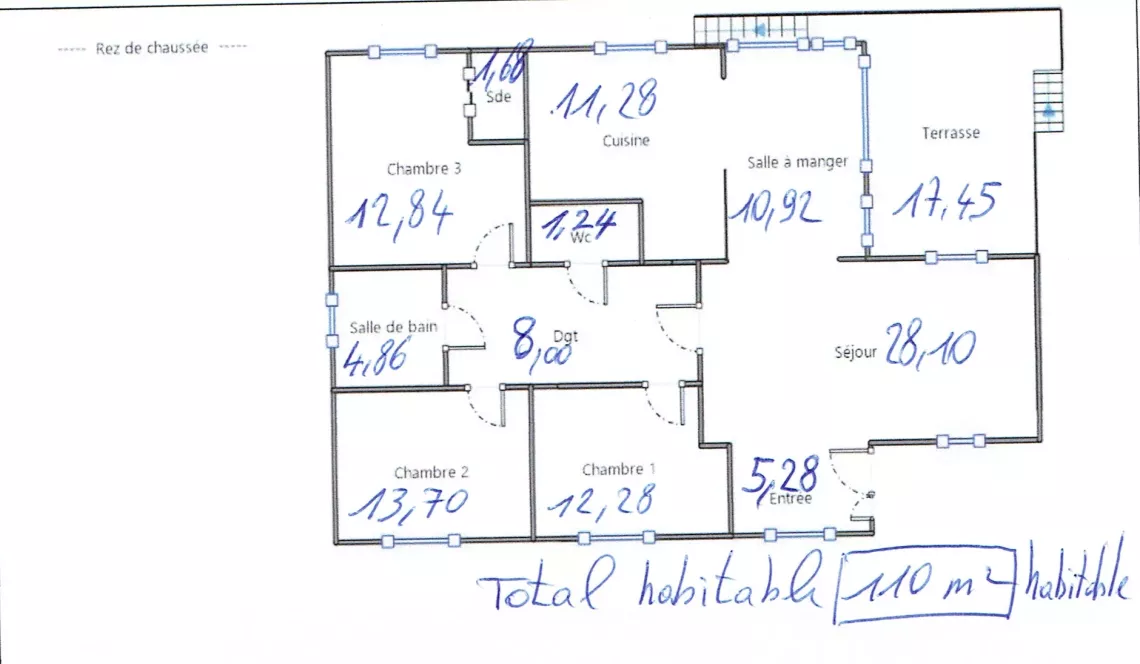 Bayonne St Esprit/St Frédéric - Sur 1 652 m² de terrain, énorme potentiel à découvrir pour cette maison avec ateliers, appartement type 4 + locaux/bureaux à venir!