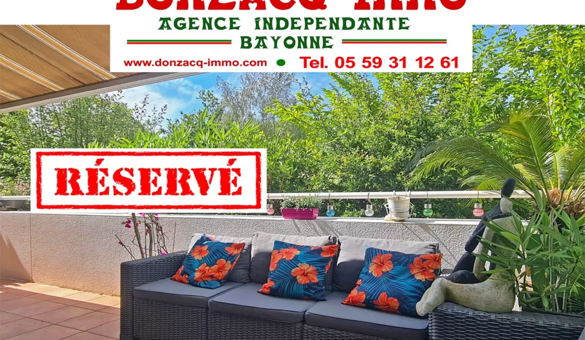 Bayonne à deux pas du centre ville - Splendide duplex type 4 de 82 m² habitable avec terrasse de 19 m² + cave + parking extérieur + parking intérieur