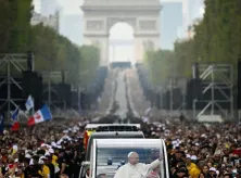 LA PAPE LEON XIV en France, à Paris et Lourdes!